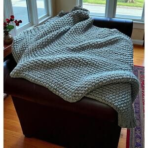 Britannica Home Fashions Blue Gray Throw Blanket Knit 54" x 52" NEW